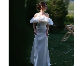 French simple one-line fishtail wedding dress